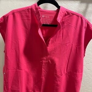 BNWT FIGS RAFAELA TOP - HOT PINK